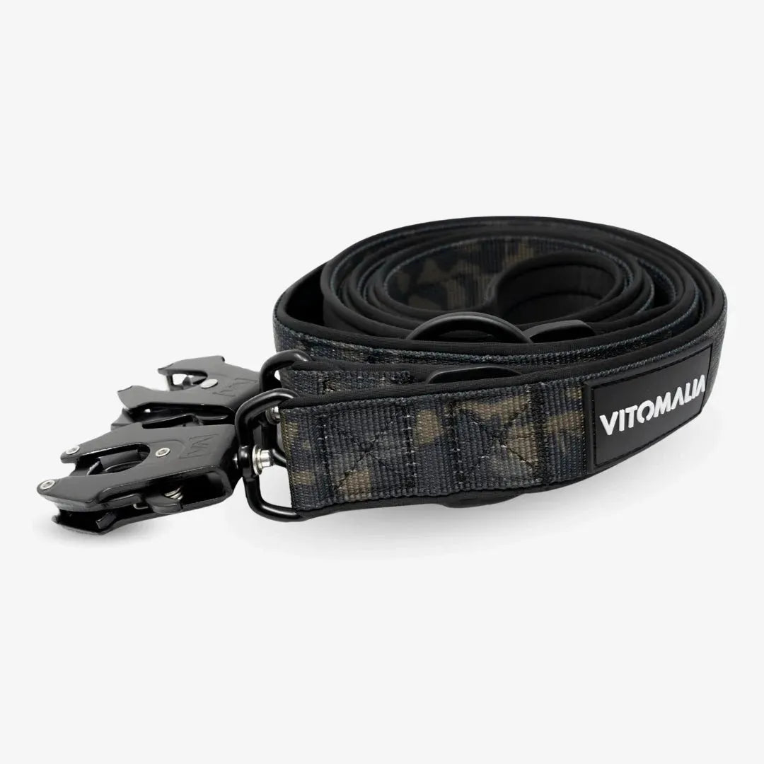 Tactical adjustable Dog Leash with frog carabiner made of hard aluminium camouflage